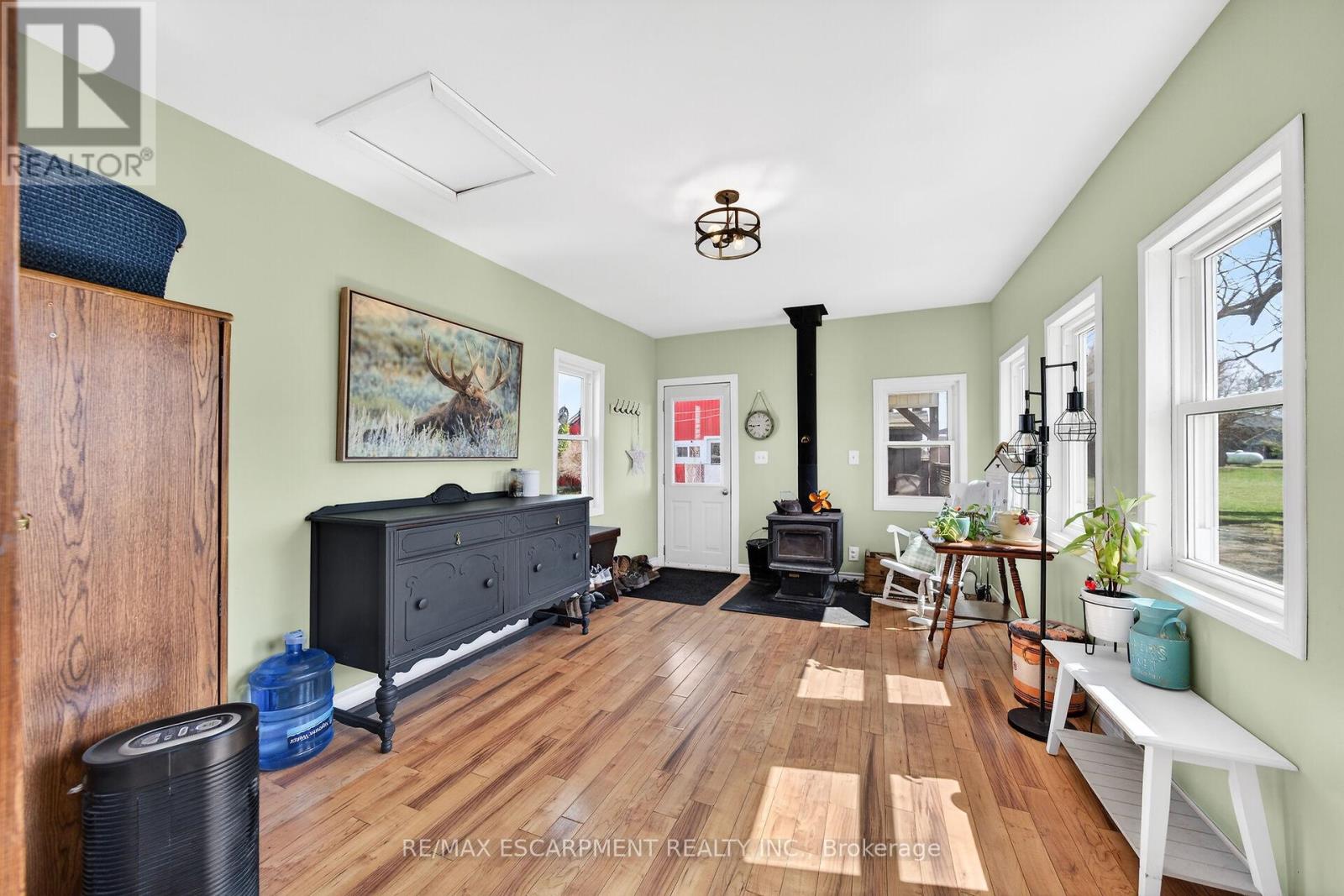 984 Cheapside Road, Haldimand, Ontario  N0A 1J0 - Photo 18 - X12983382