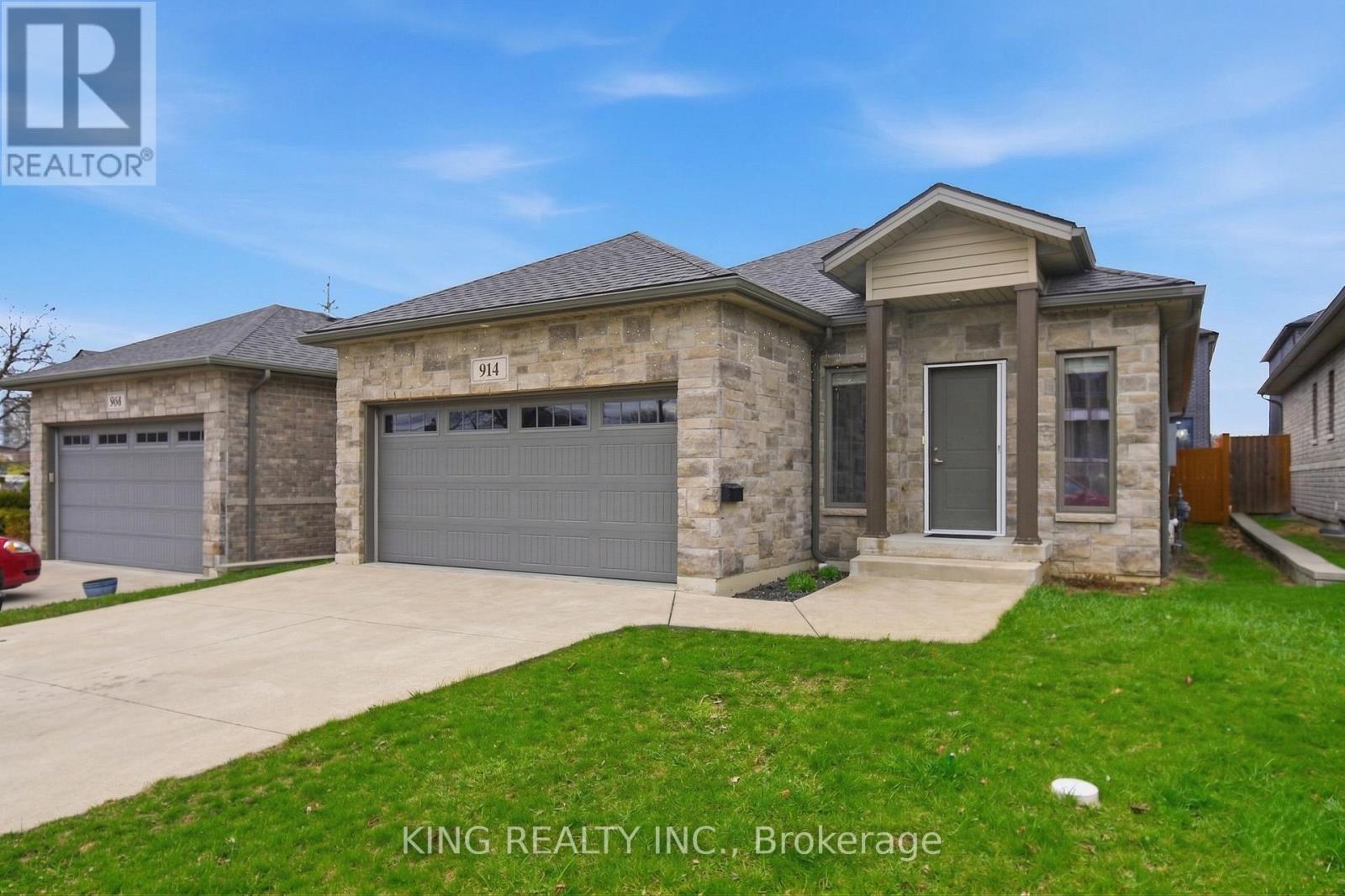 914 Ellrose Avenue, Windsor, Ontario  N8Y 3W9 - Photo 4 - X12983384