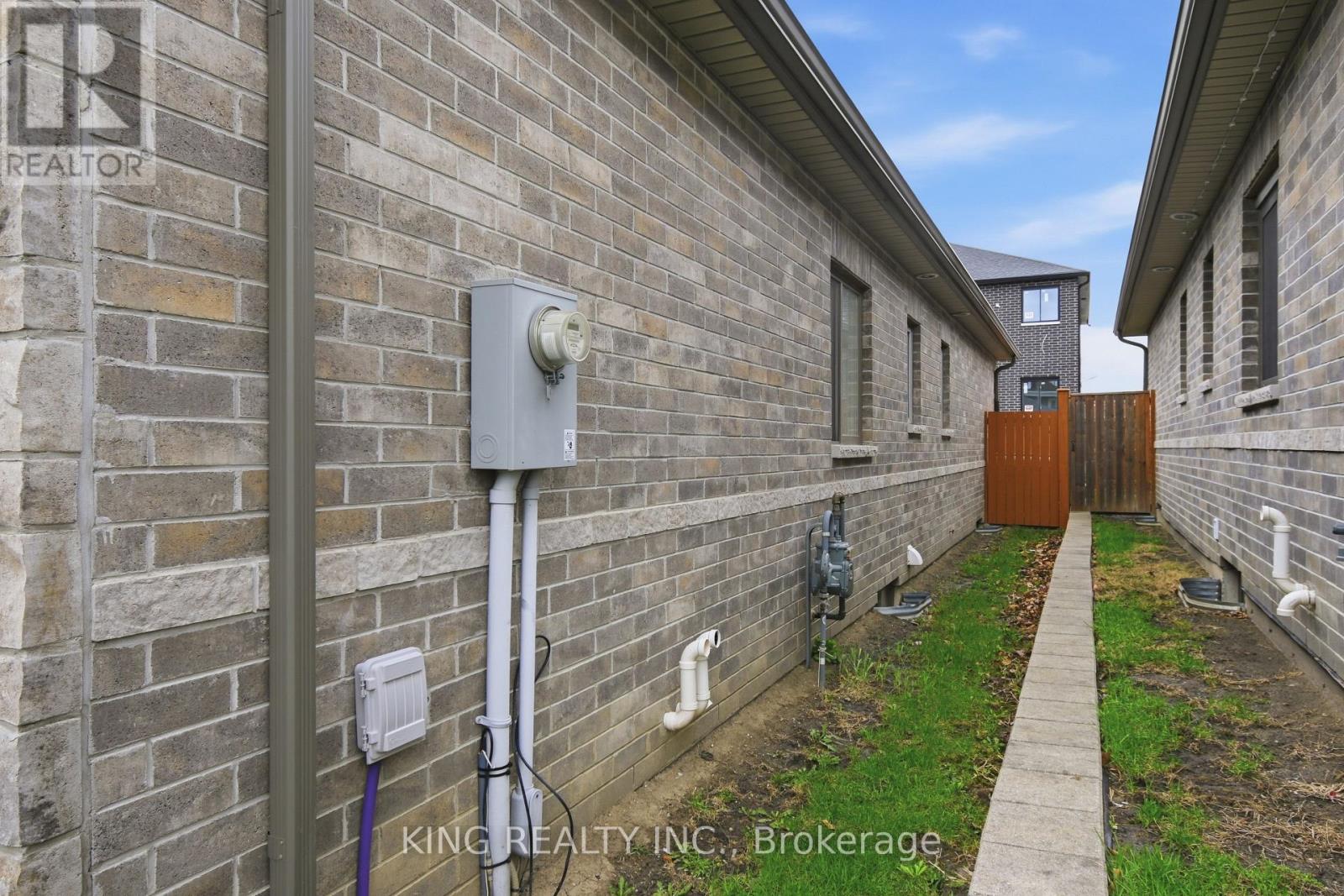 914 Ellrose Avenue, Windsor, Ontario  N8Y 3W9 - Photo 7 - X12983384