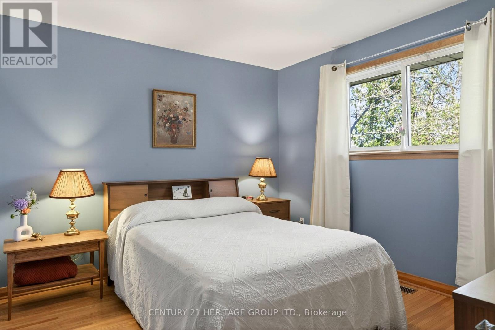 98 Cameo Avenue, Hamilton, Ontario  L8V 2H3 - Photo 29 - X12983406