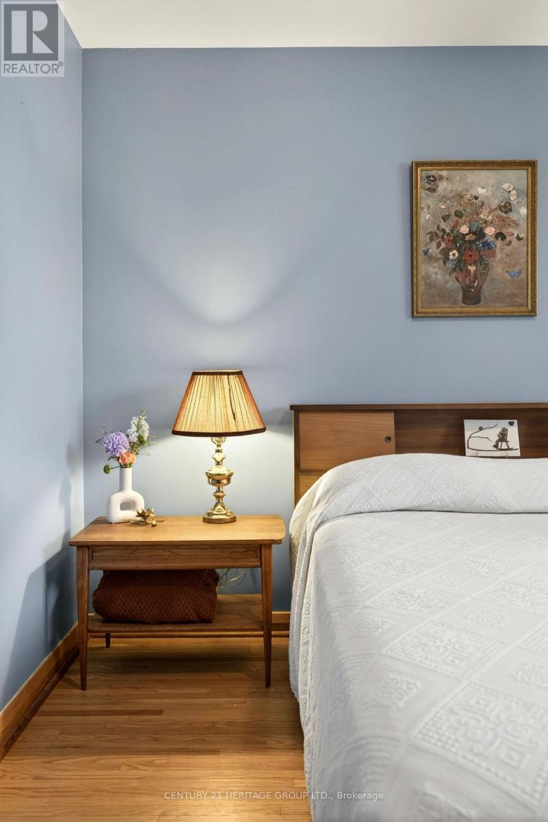 98 Cameo Avenue, Hamilton, Ontario  L8V 2H3 - Photo 31 - X12983406