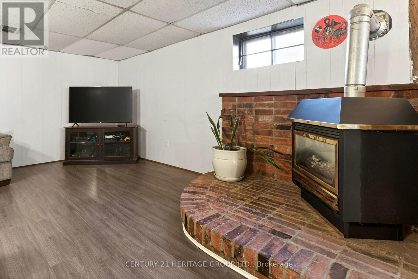 98 Cameo Avenue, Hamilton, Ontario  L8V 2H3 - Photo 37 - X12983406