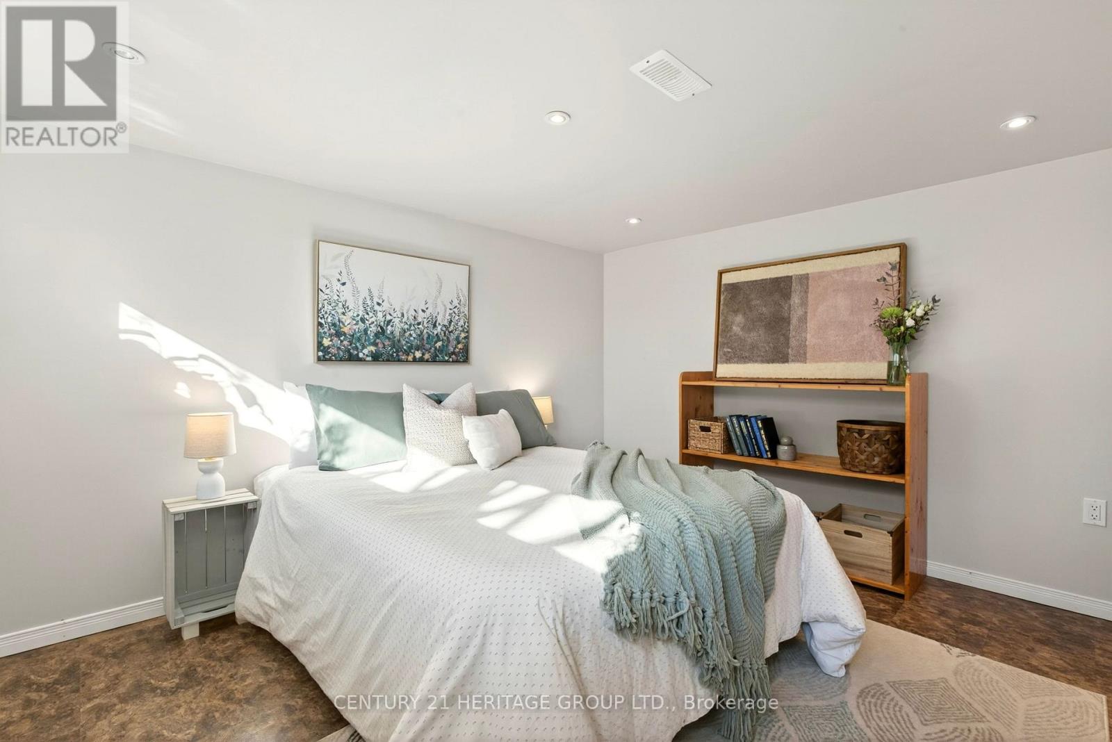 98 Cameo Avenue, Hamilton, Ontario  L8V 2H3 - Photo 44 - X12983406