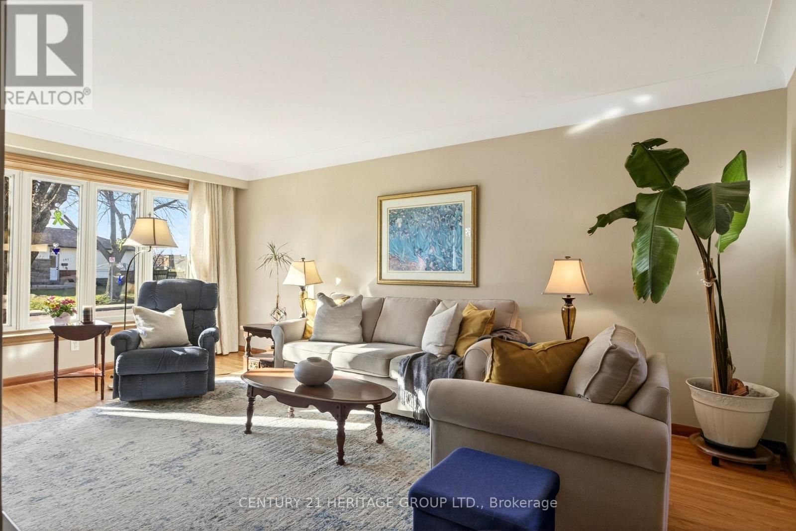 98 Cameo Avenue, Hamilton, Ontario  L8V 2H3 - Photo 8 - X12983406