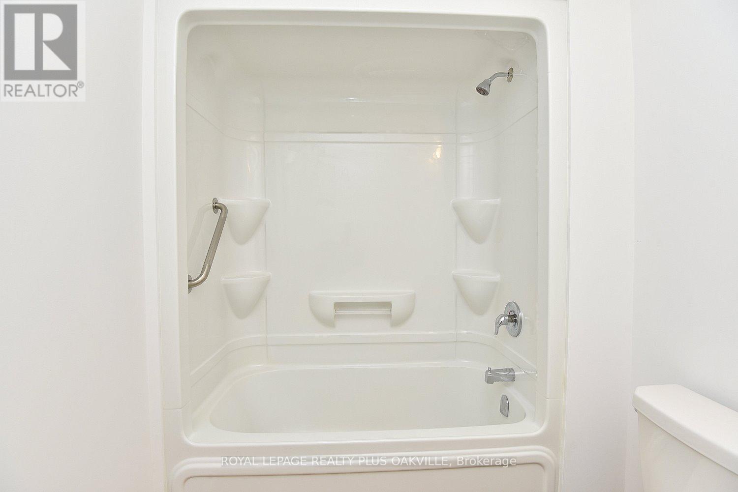 219 - 1936 Rymal Road E, Hamilton, Ontario  L0R 1P0 - Photo 33 - X12983434