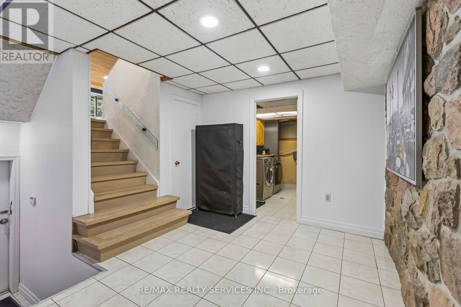 3 Chicopee Terrace, Kitchener, Ontario  N2A 1T2 - Photo 20 - X12983466