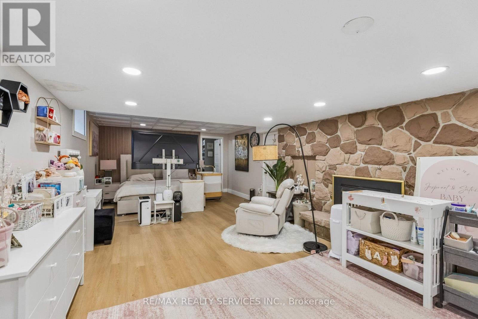 3 Chicopee Terrace, Kitchener, Ontario  N2A 1T2 - Photo 29 - X12983466