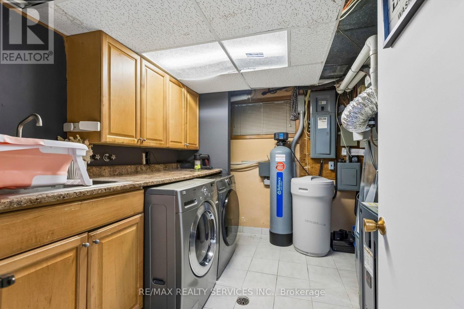 3 Chicopee Terrace, Kitchener, Ontario  N2A 1T2 - Photo 32 - X12983466