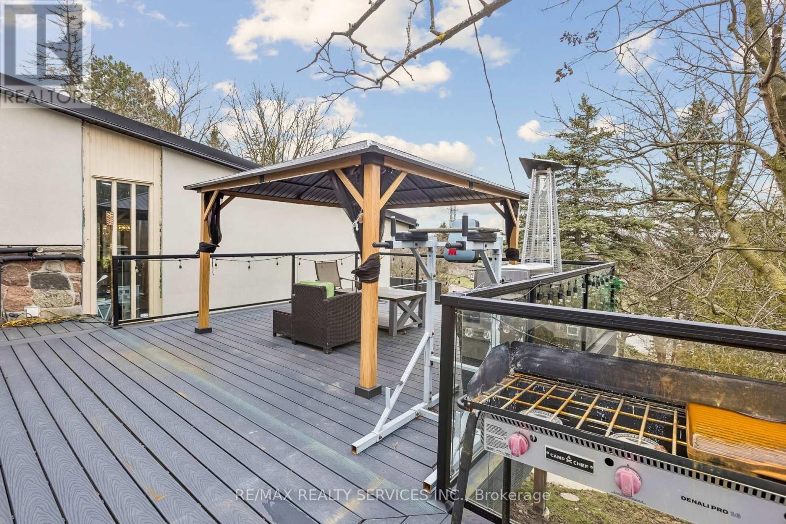 3 Chicopee Terrace, Kitchener, Ontario  N2A 1T2 - Photo 37 - X12983466