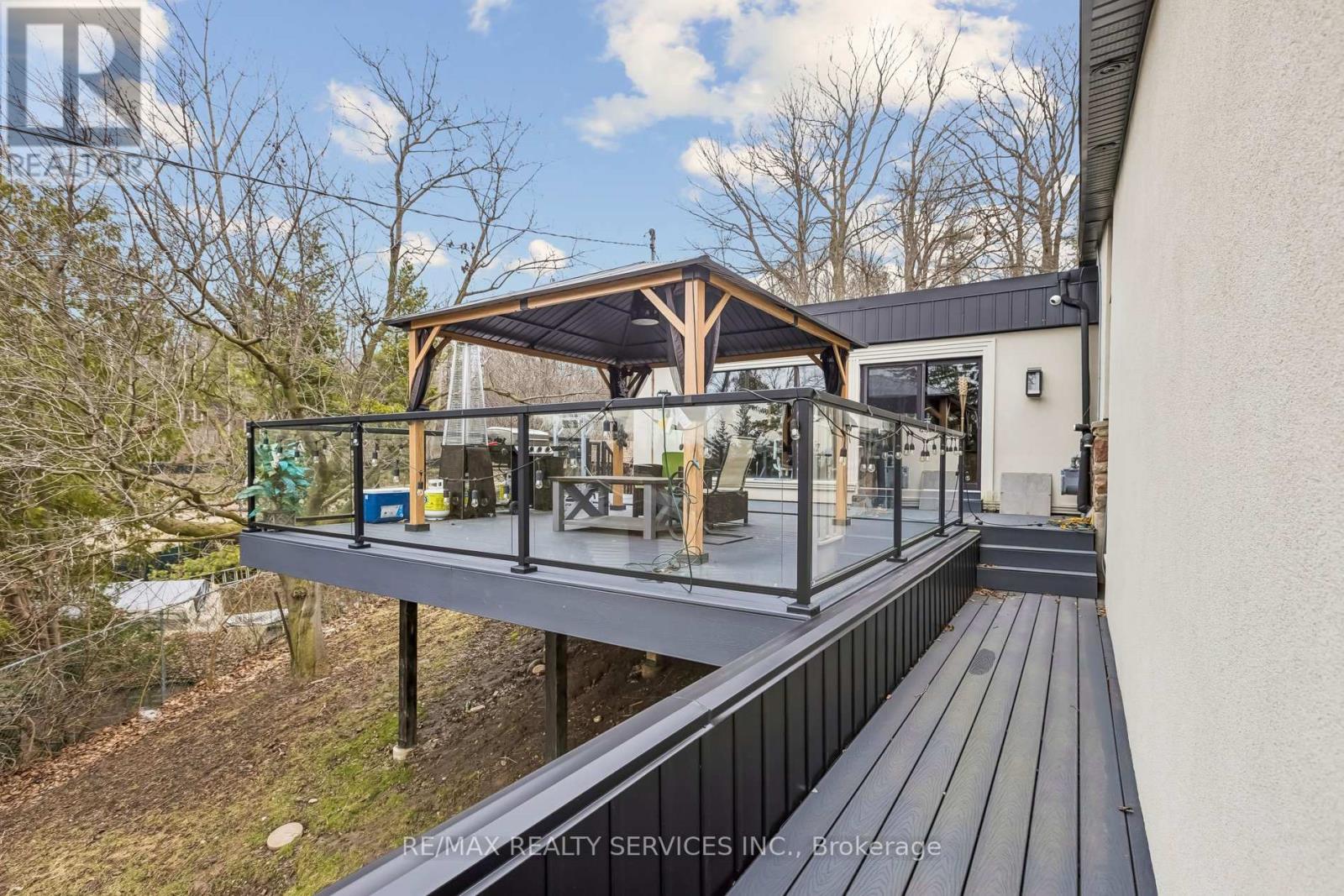 3 Chicopee Terrace, Kitchener, Ontario  N2A 1T2 - Photo 39 - X12983466