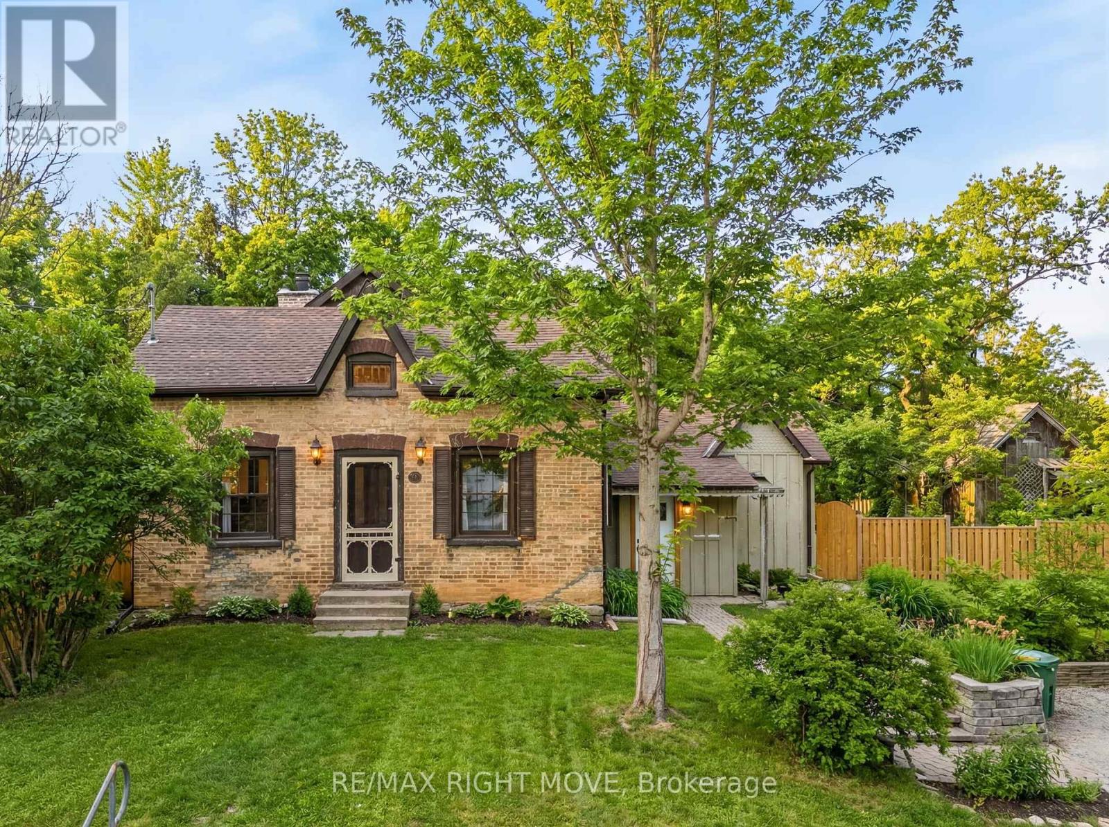 27 DURHAM ST STREET, Grey Highlands, Ontario