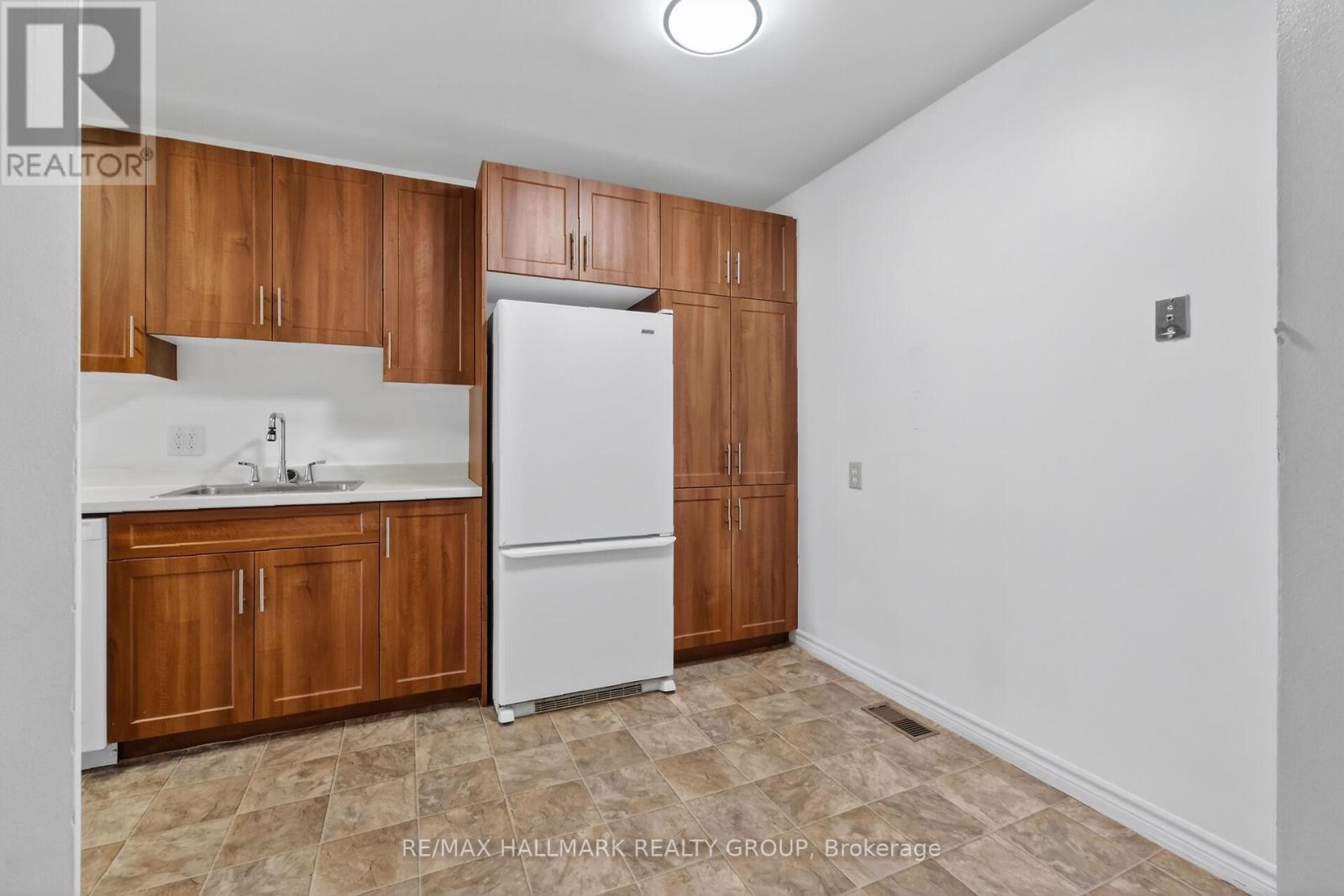 40 Bridgewater Terrace, Ottawa, Ontario K2J 3H2 - Photo 17 - X12844204