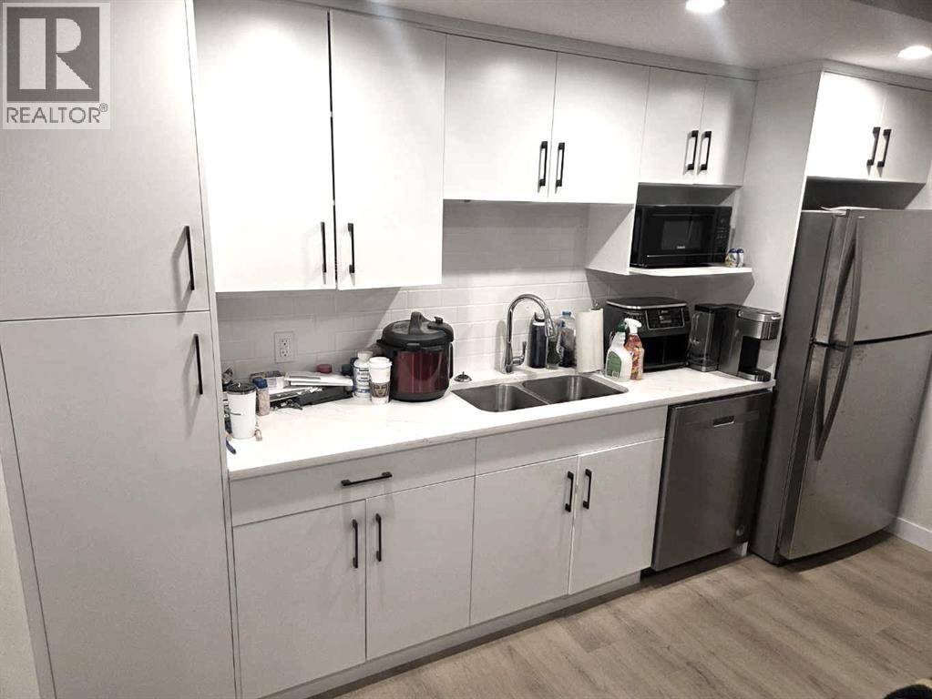 A & B, 50 Sage Brush Avenue, Taber, Alberta  T1G 0E8 - Photo 7 - A2300070