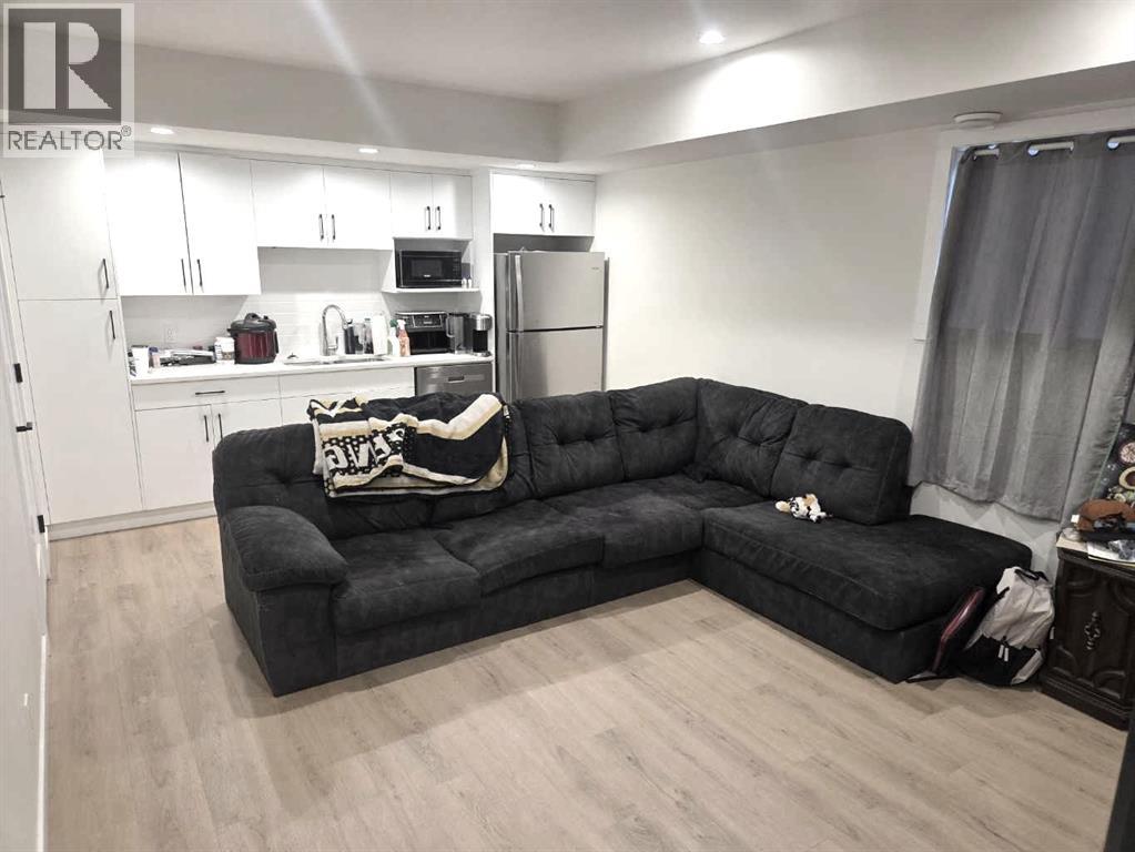 A & B, 50 Sage Brush Avenue, Taber, Alberta  T1G 0E8 - Photo 8 - A2300070