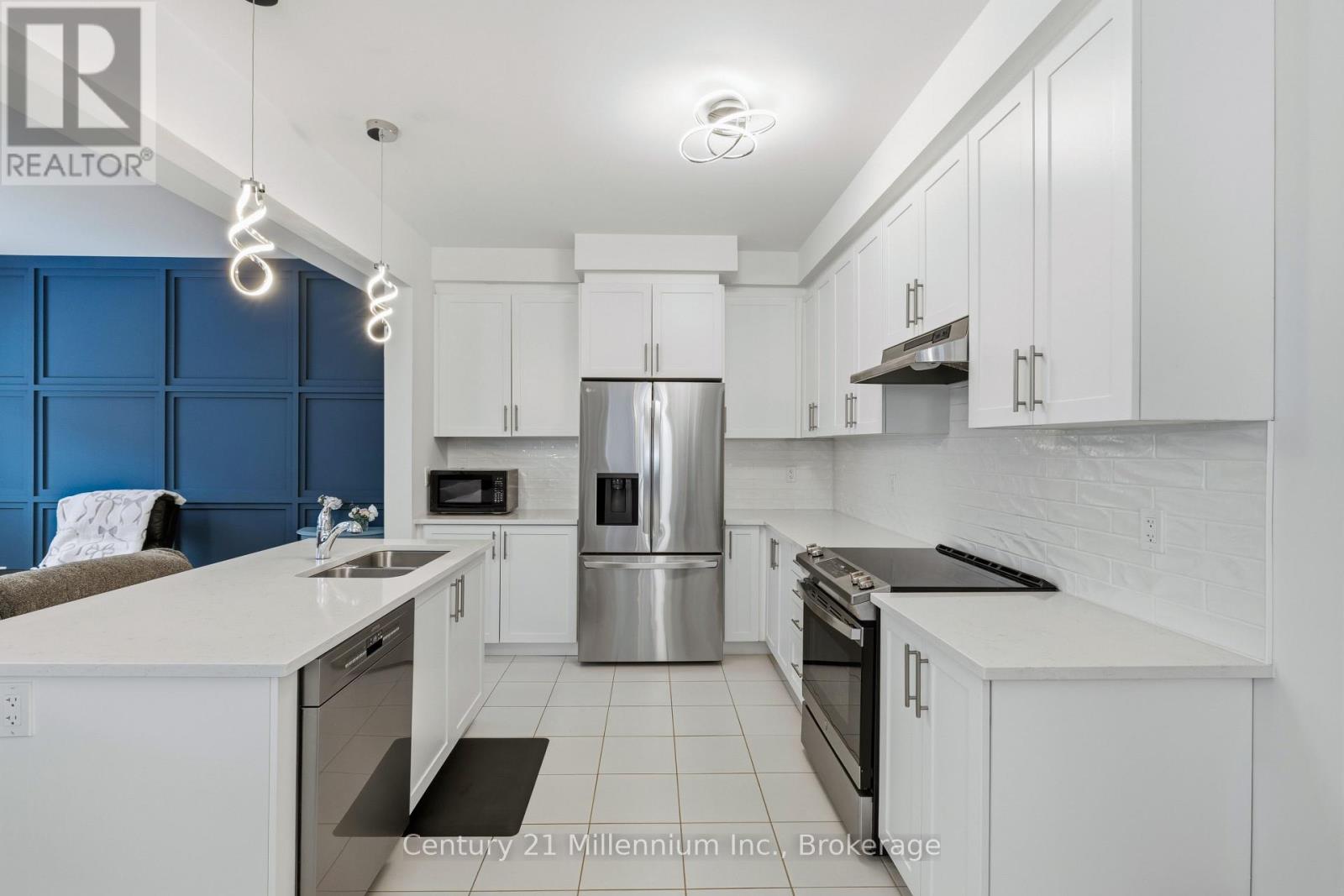 32 Autumn Drive, Wasaga Beach, Ontario L9Z 0K7 - Photo 18 - S12983736