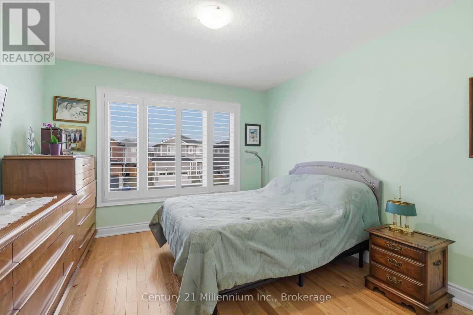 32 Autumn Drive, Wasaga Beach, Ontario L9Z 0K7 - Photo 25 - S12983736