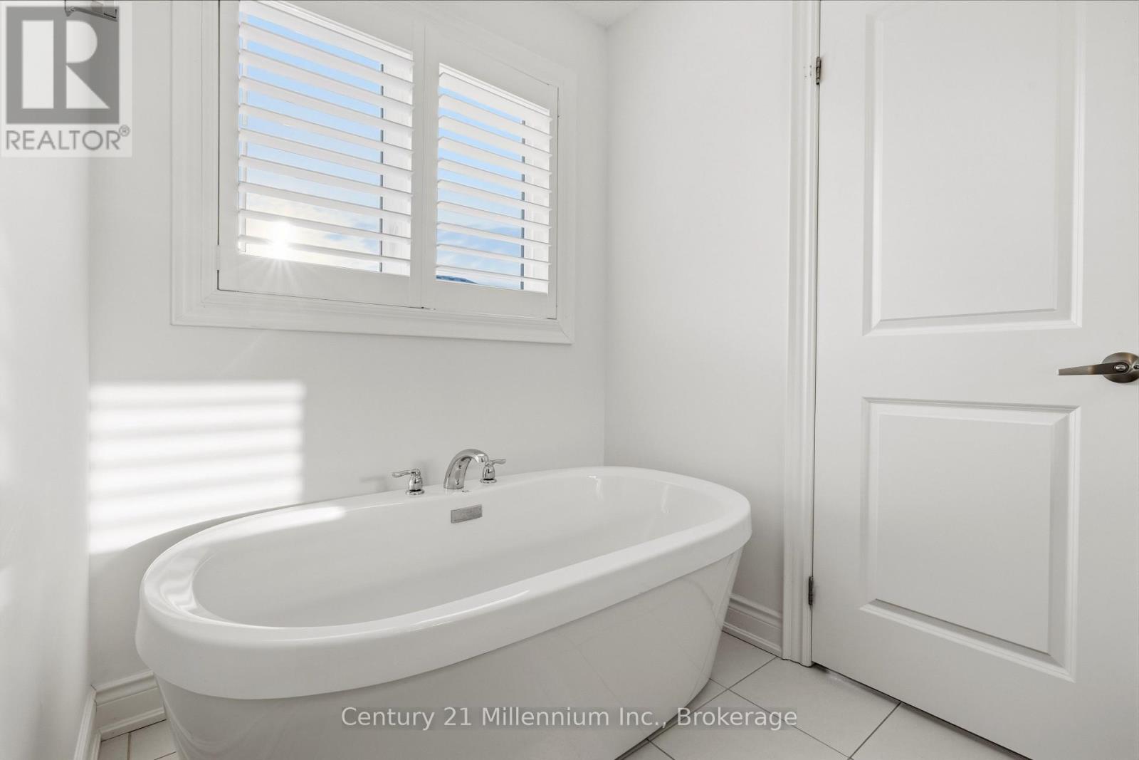 32 Autumn Drive, Wasaga Beach, Ontario L9Z 0K7 - Photo 32 - S12983736