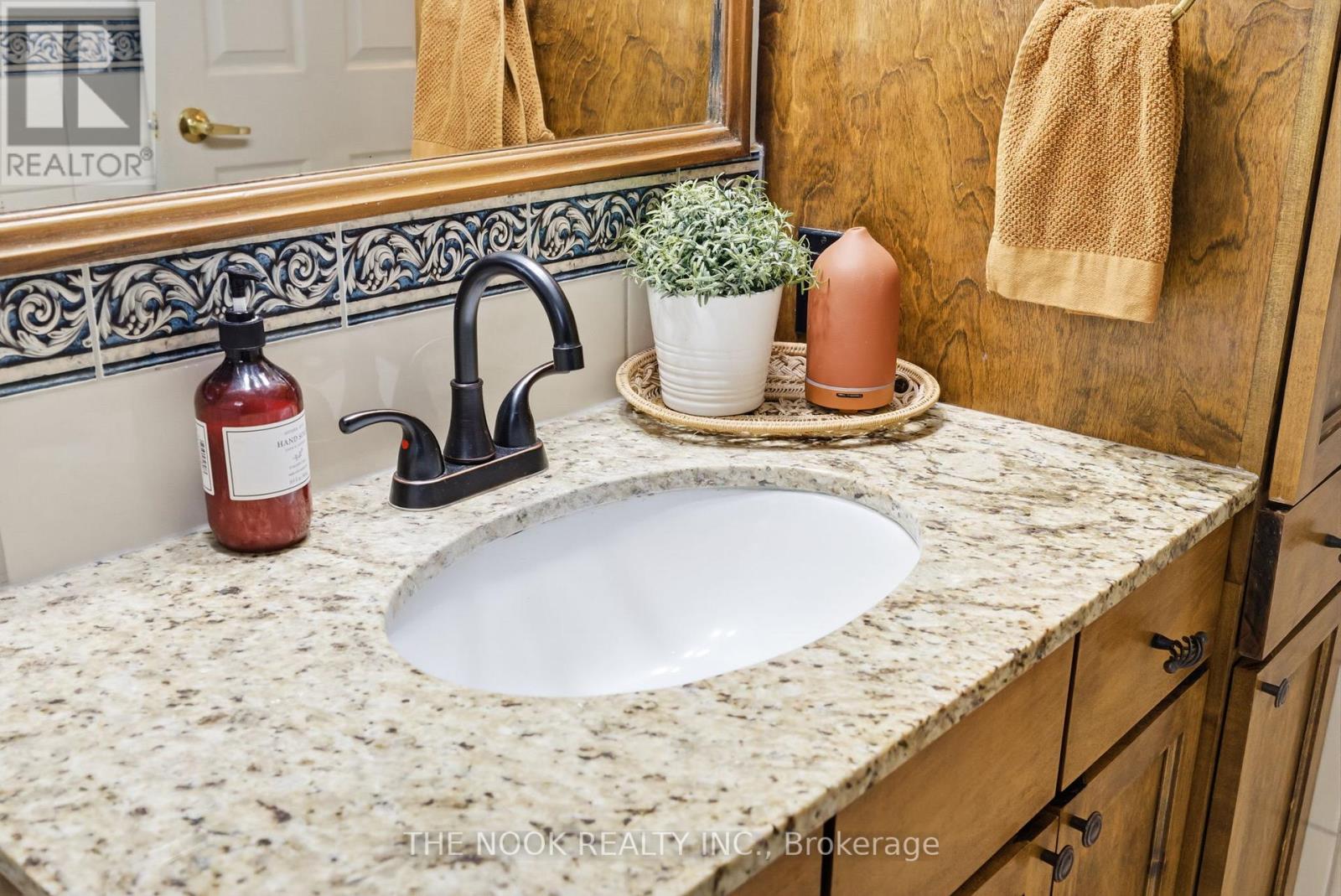 270 St. Lawrence Street E, Centre Hastings, Ontario  K0K 2K0 - Photo 24 - X12983482