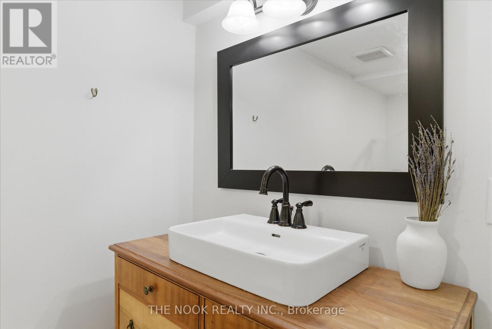 270 St. Lawrence Street E, Centre Hastings, Ontario  K0K 2K0 - Photo 38 - X12983482