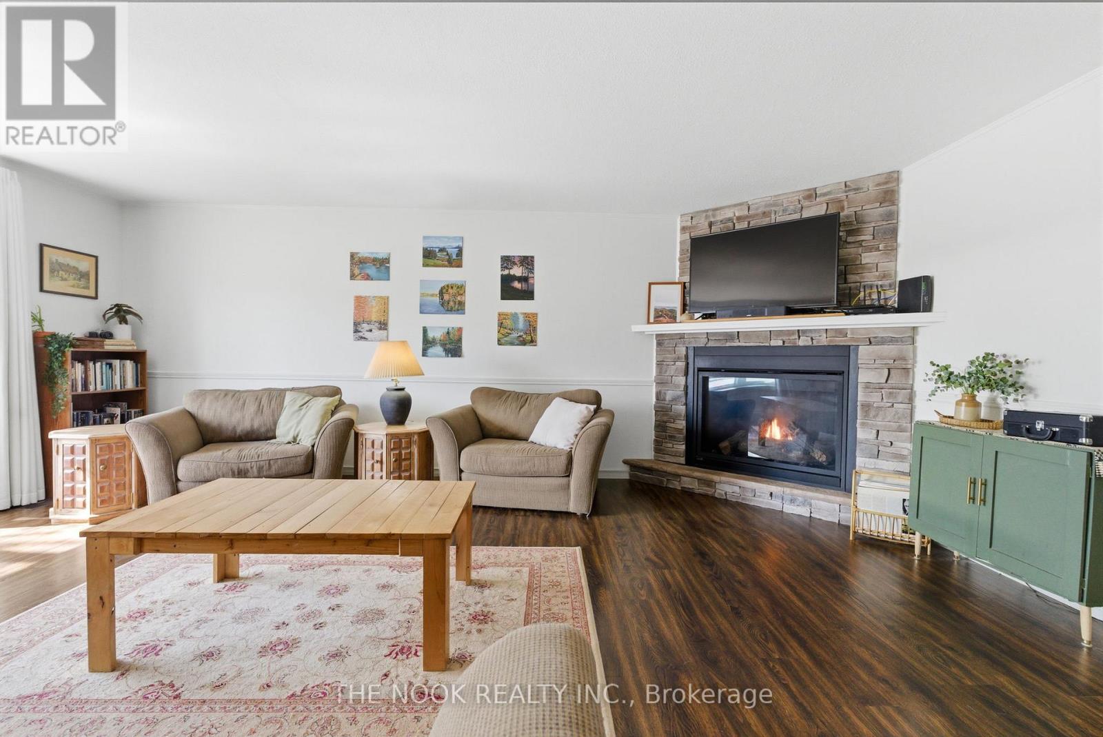 270 St. Lawrence Street E, Centre Hastings, Ontario  K0K 2K0 - Photo 7 - X12983482