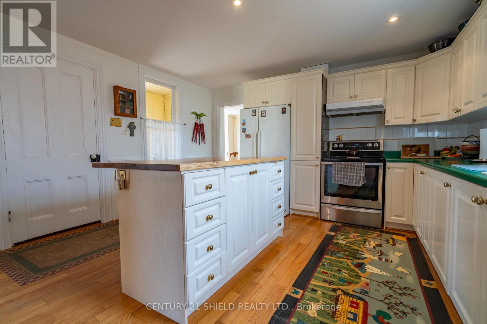 19143 County Rd 2, South Glengarry, Ontario  K6H 5R5 - Photo 15 - X12983856