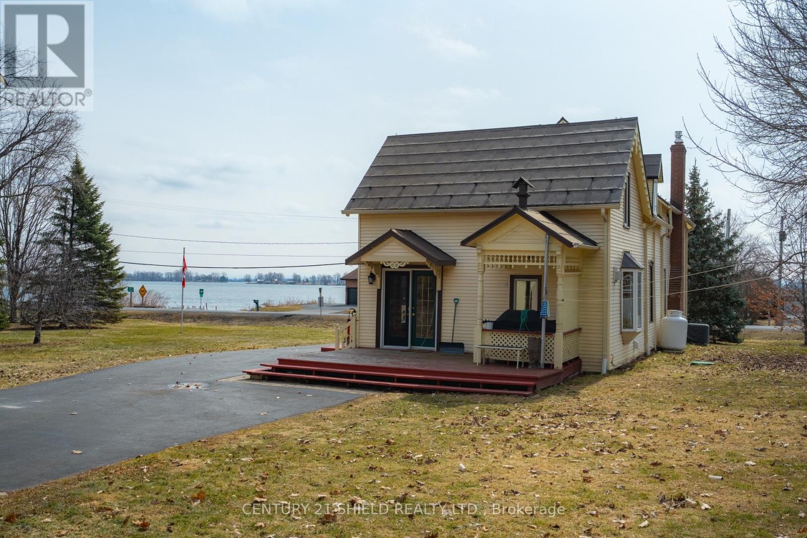 19143 County Rd 2, South Glengarry, Ontario  K6H 5R5 - Photo 43 - X12983856