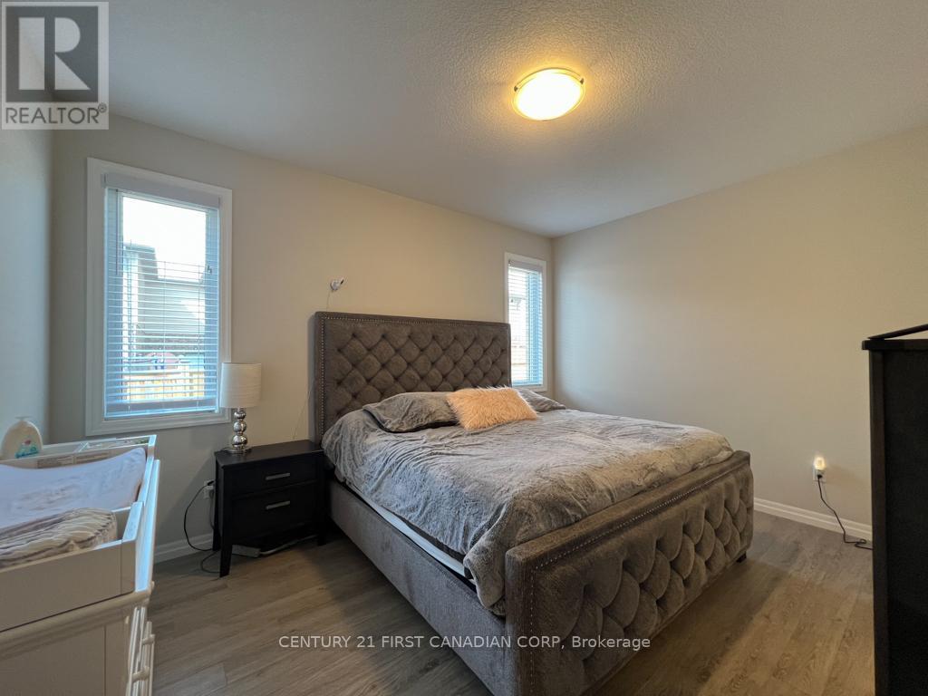 4 Sierra Street, Tillsonburg, Ontario  N4G 0J2 - Photo 11 - X12983648