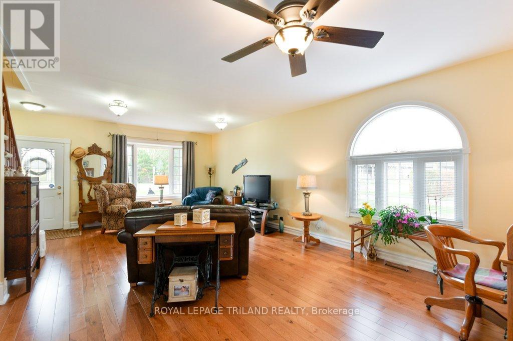 137 St George Street, Central Elgin, Ontario  N5P 2M3 - Photo 7 - X12983656