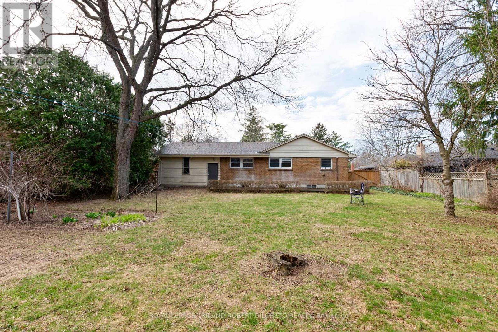 389 Fox Avenue, London North, Ontario  N6G 1H7 - Photo 11 - X12983794