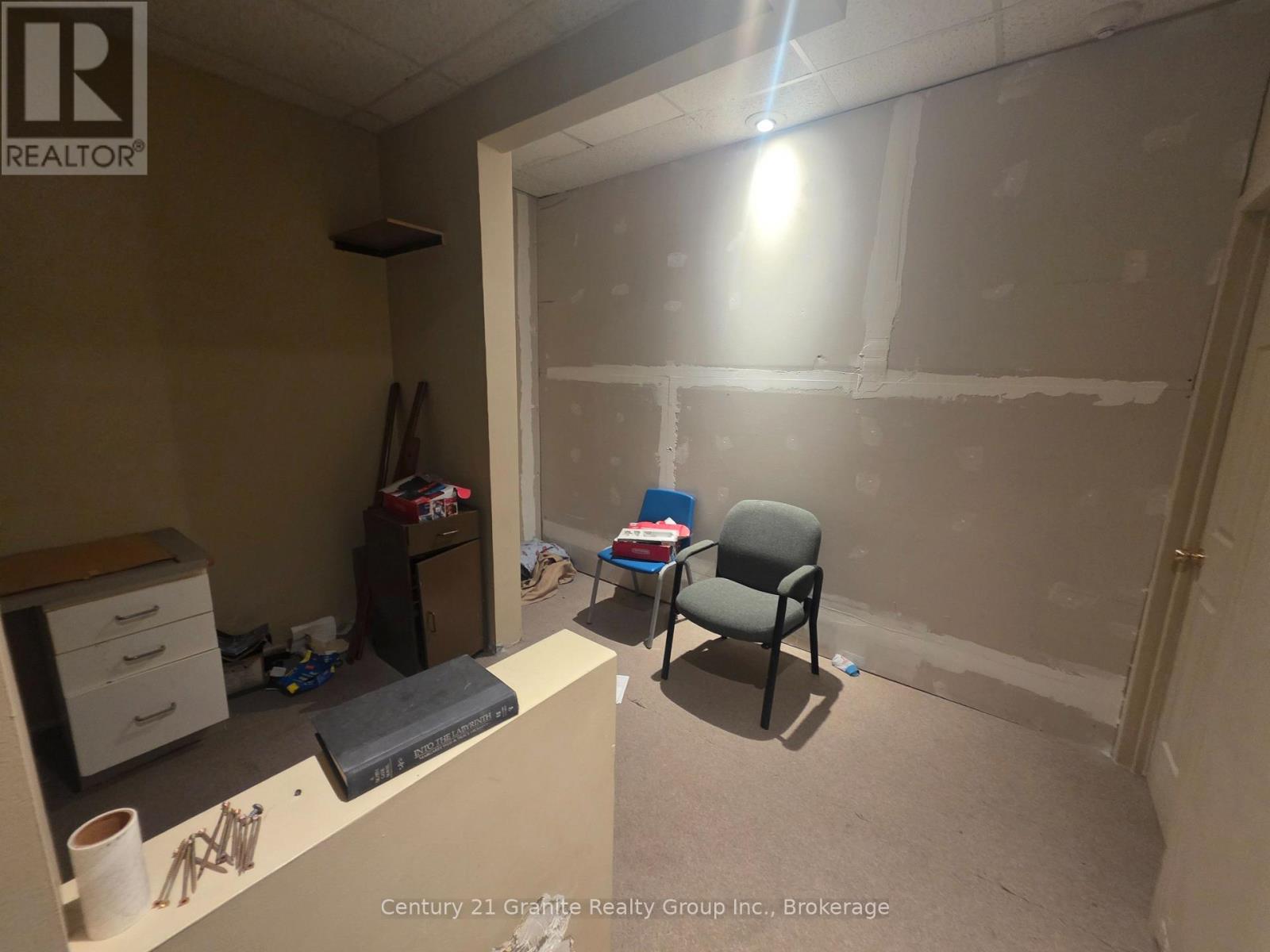 Room 2 - 50 York Street, Dysart Et Al, Ontario  K0M 1S0 - Photo 3 - X12983620