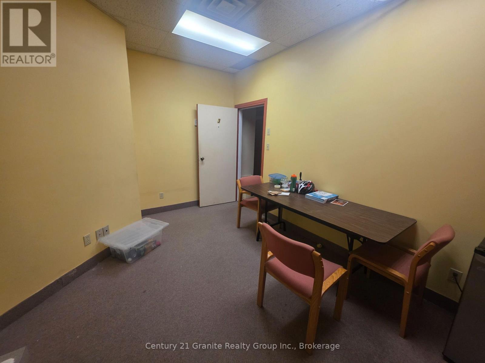 Room 3 - 50 York Street, Dysart Et Al, Ontario  K0M 1S0 - Photo 3 - X12983628