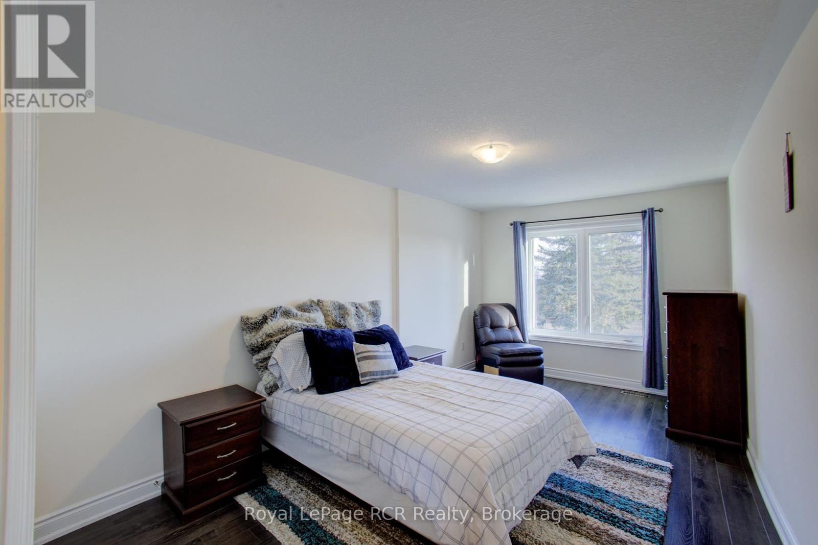 117 Berkshire Drive, Wellington North, Ontario N0G 1A0 - Photo 22 - X12983678