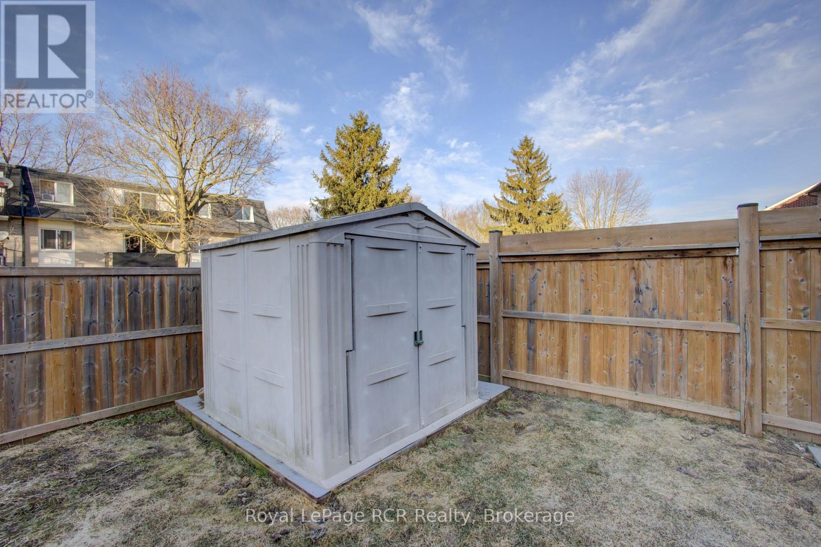 117 Berkshire Drive, Wellington North, Ontario N0G 1A0 - Photo 6 - X12983678