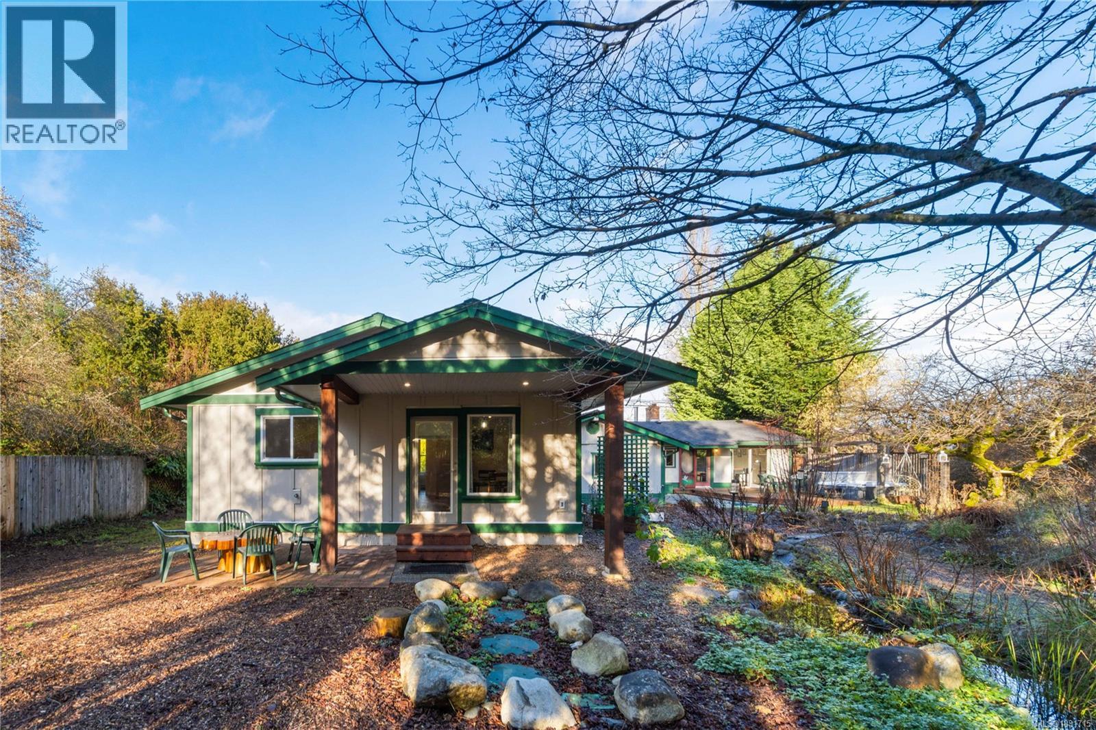 3872 Island Hwy W, Qualicum Beach, British Columbia  V9K 2G9 - Photo 34 - 1031715