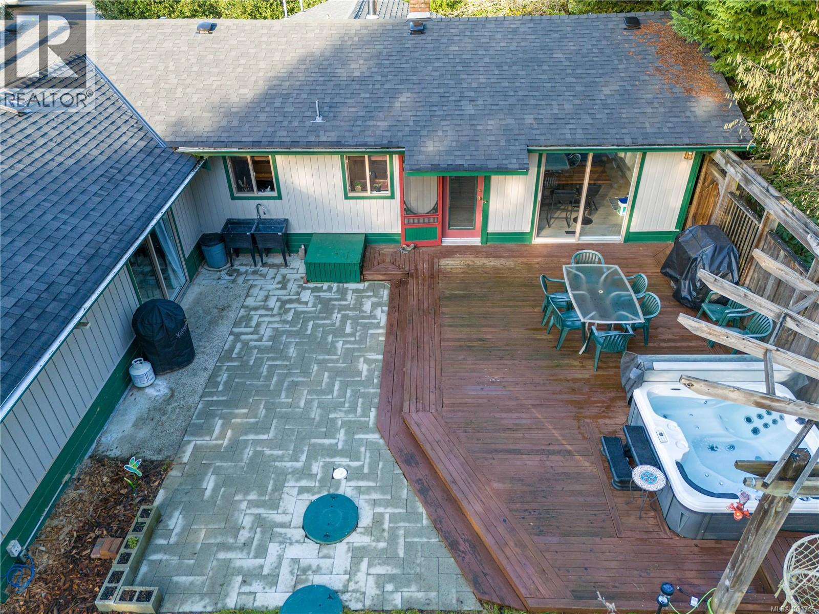 3872 Island Hwy W, Qualicum Beach, British Columbia  V9K 2G9 - Photo 68 - 1031715