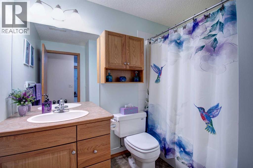 49 Thornfield Close SE, Airdrie, Alberta  T4A 2K7 - Photo 38 - A2298354