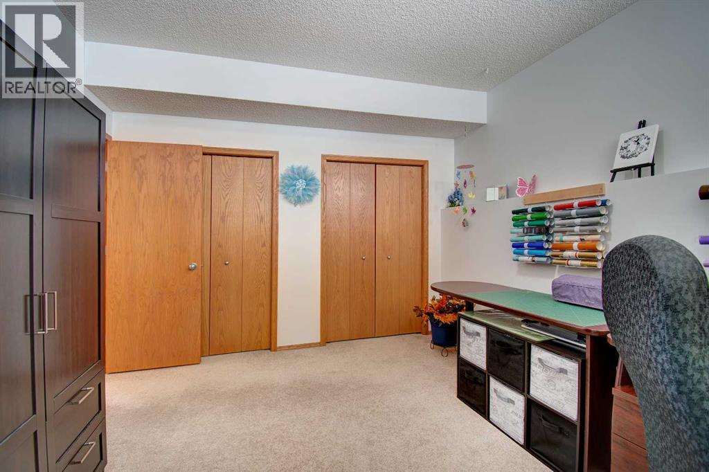 49 Thornfield Close SE, Airdrie, Alberta  T4A 2K7 - Photo 37 - A2298354