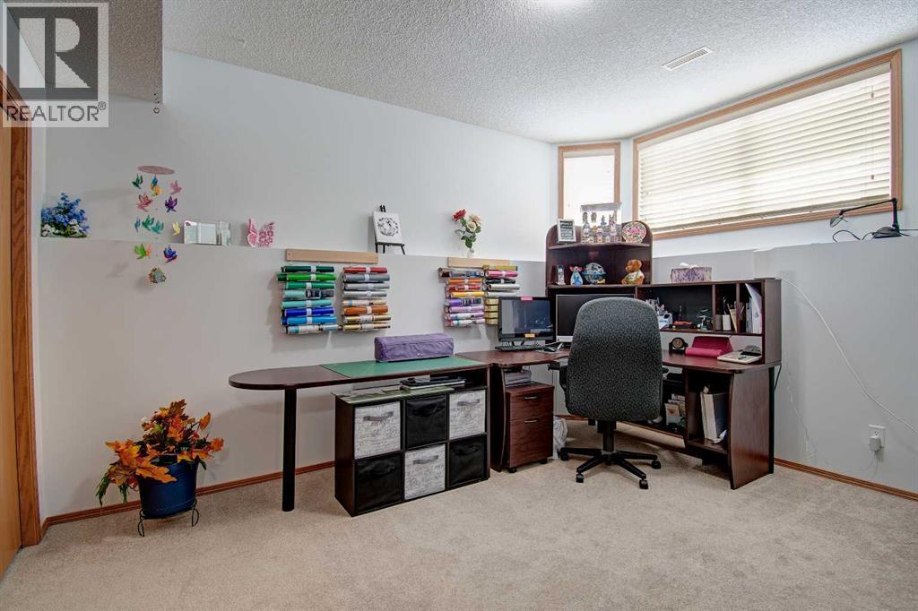 49 Thornfield Close SE, Airdrie, Alberta  T4A 2K7 - Photo 36 - A2298354