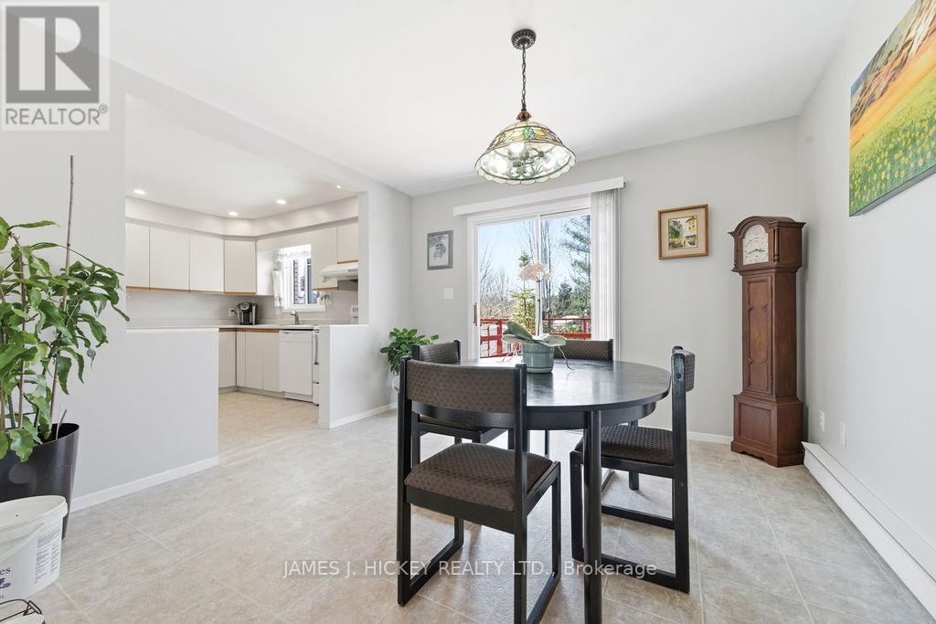 101 Frontenac Crescent, Deep River, Ontario  K0J 1P0 - Photo 3 - X12983754