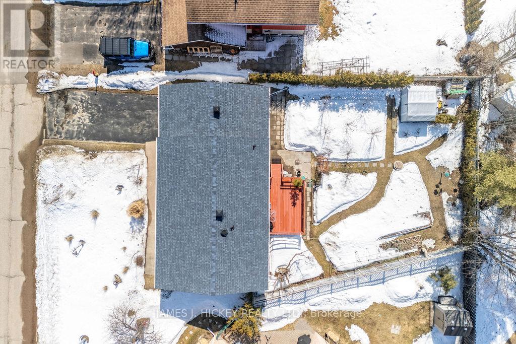 101 Frontenac Crescent, Deep River, Ontario  K0J 1P0 - Photo 47 - X12983754