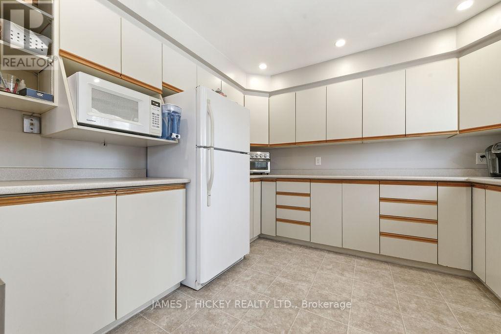 101 Frontenac Crescent, Deep River, Ontario  K0J 1P0 - Photo 5 - X12983754