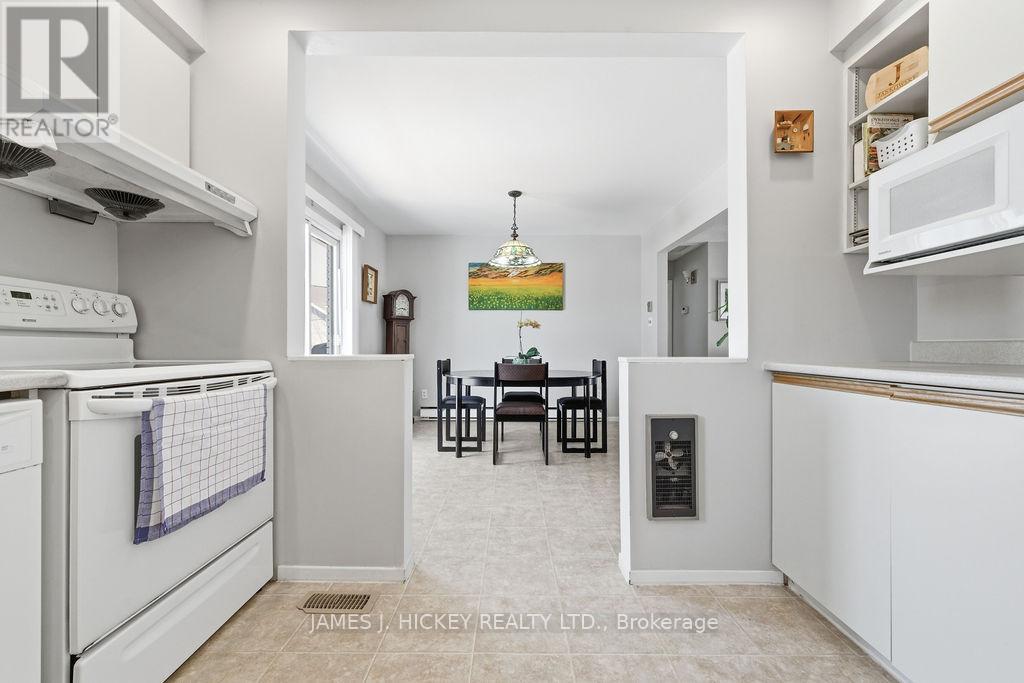 101 Frontenac Crescent, Deep River, Ontario  K0J 1P0 - Photo 8 - X12983754