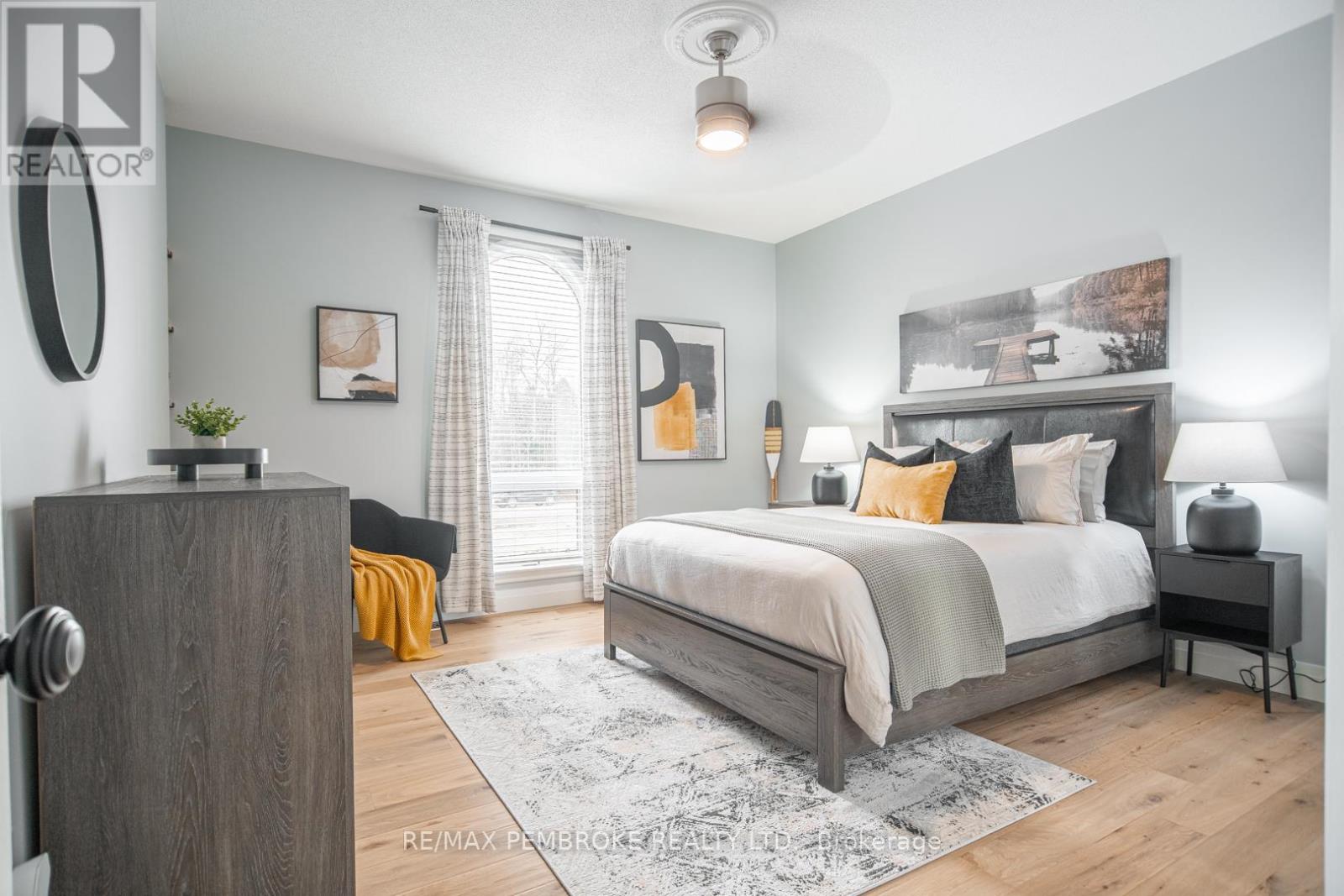 20 Mallard Street, Laurentian Valley, Ontario  K8A 8N9 - Photo 21 - X12983836