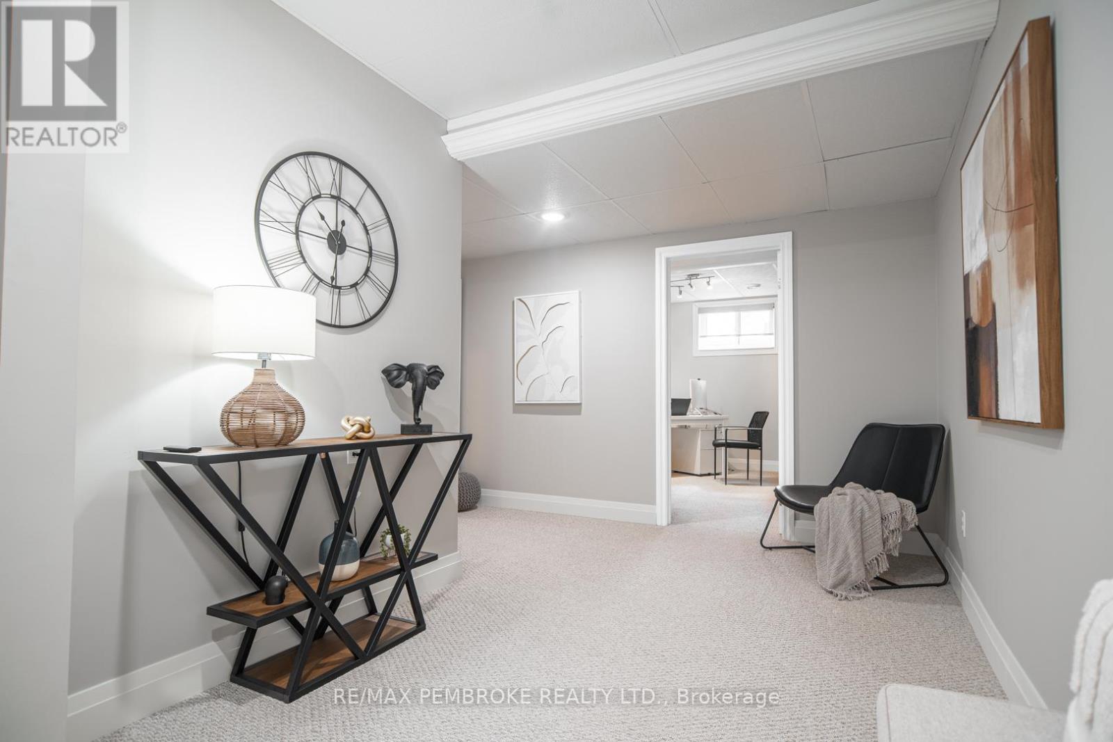 20 Mallard Street, Laurentian Valley, Ontario  K8A 8N9 - Photo 24 - X12983836