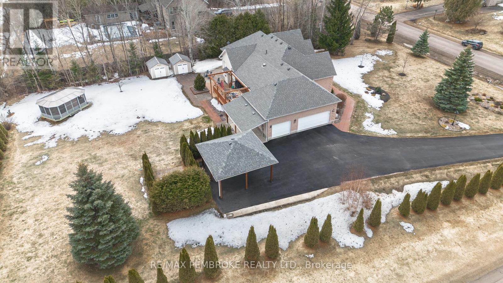 20 Mallard Street, Laurentian Valley, Ontario  K8A 8N9 - Photo 43 - X12983836