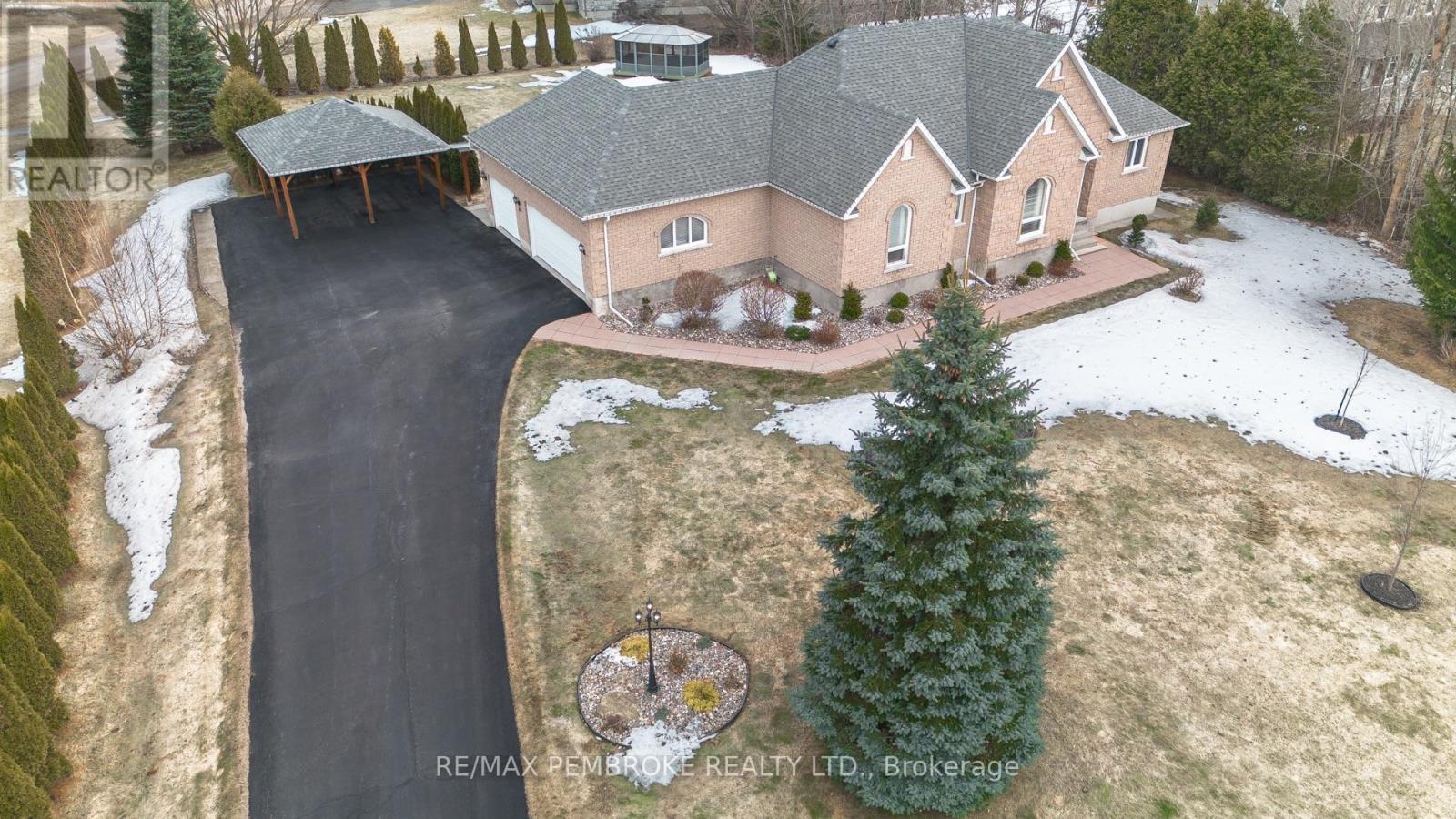 20 Mallard Street, Laurentian Valley, Ontario  K8A 8N9 - Photo 46 - X12983836