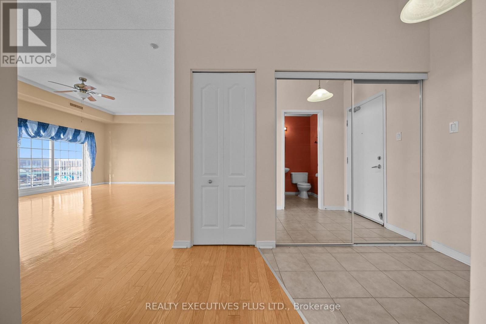 407 - 2921 Laurier Street, Clarence-Rockland, Ontario  K4K 1V2 - Photo 5 - X12983764