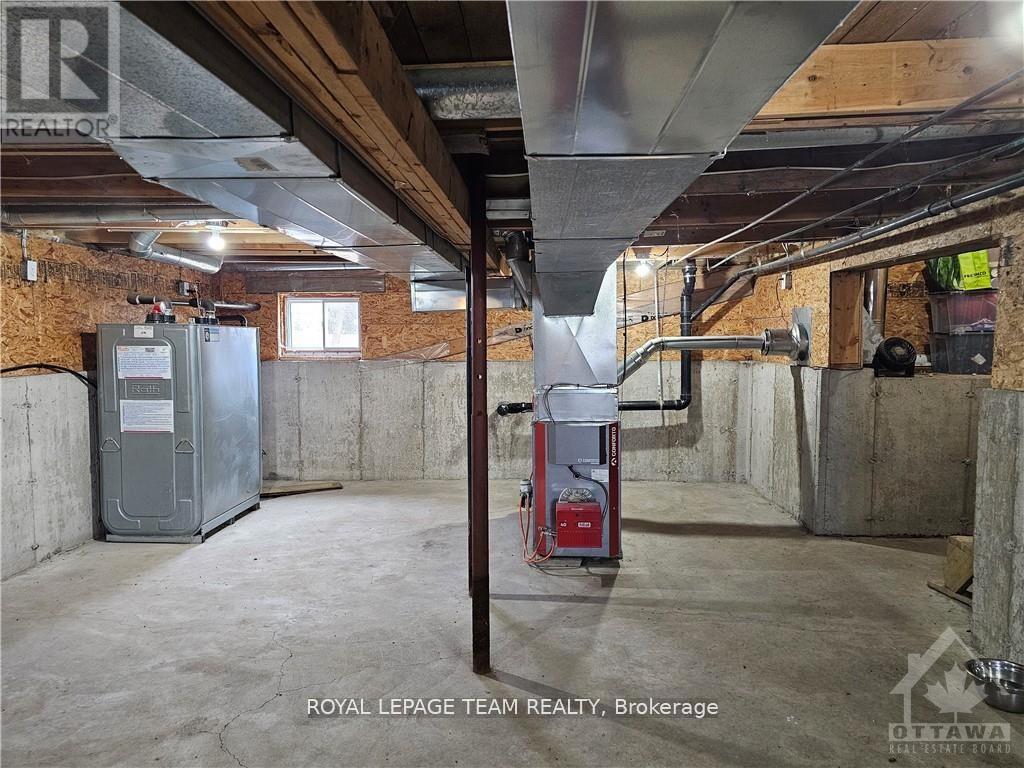 10296 Marionville Road, North Dundas, Ontario  K4R 1E5 - Photo 27 - X12983772