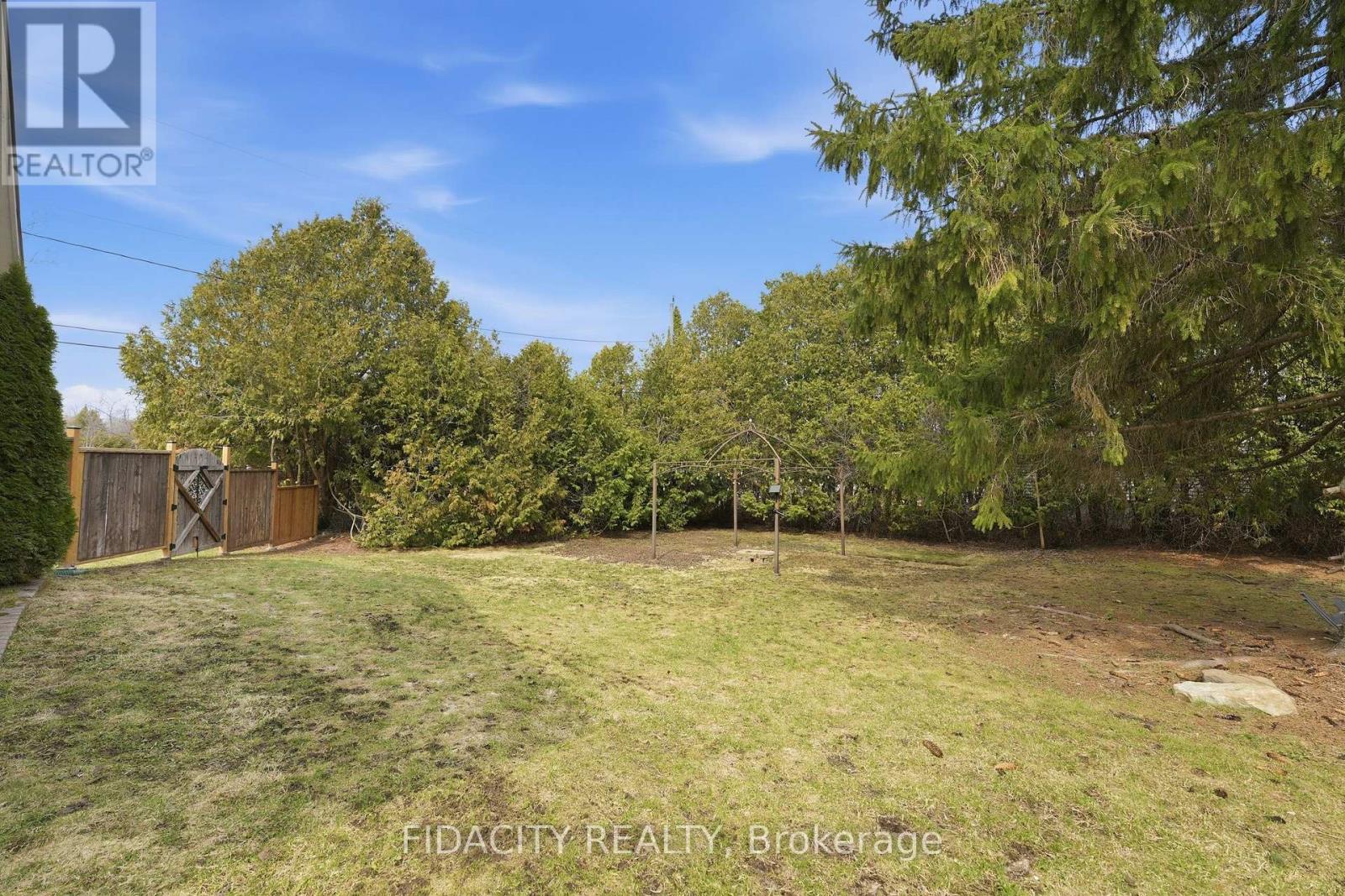 6560 Jack Pine Crescent, Ottawa, Ontario  K4P 1E1 - Photo 38 - X12983776