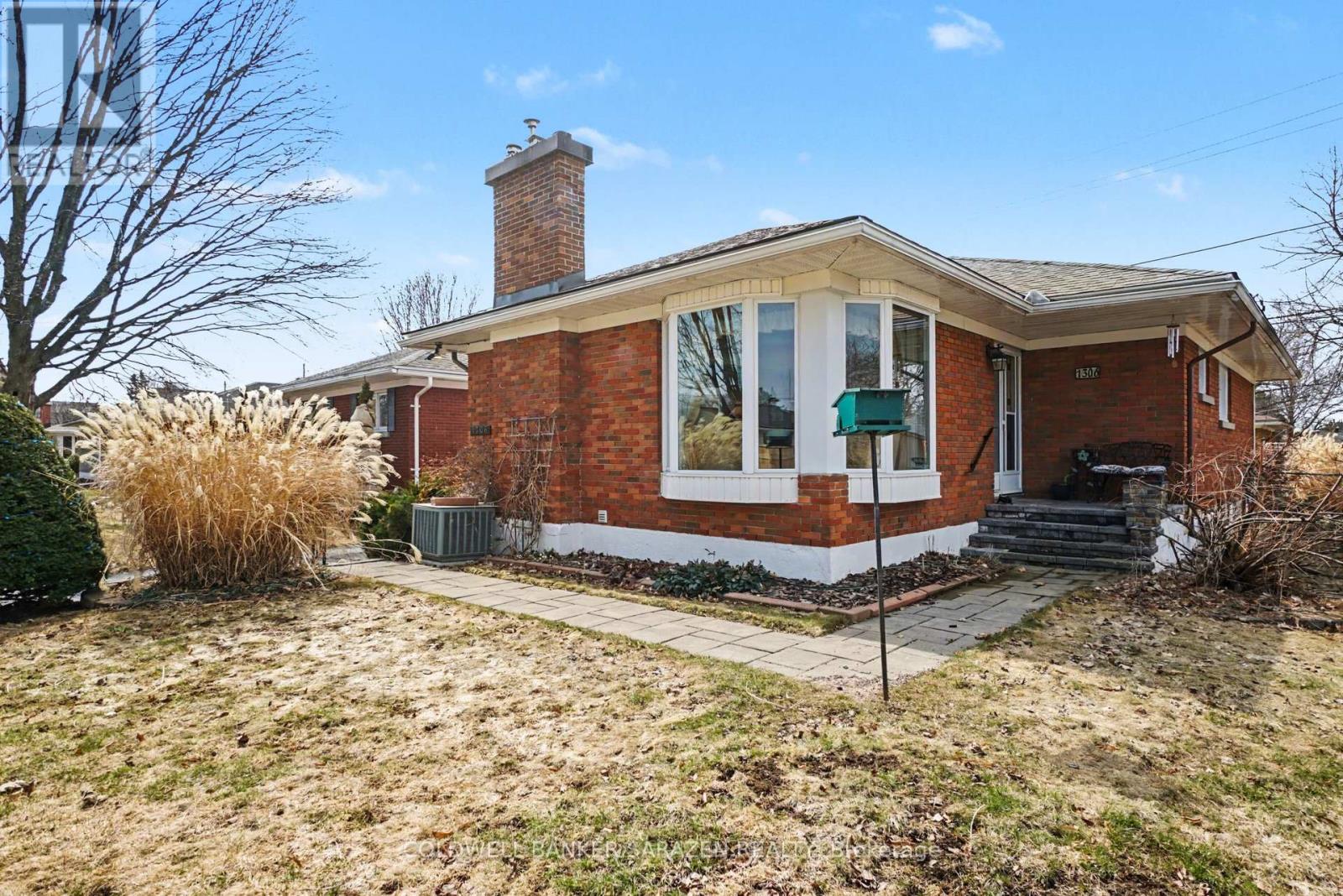 1306 HANBURY STREET, Ottawa, Ontario